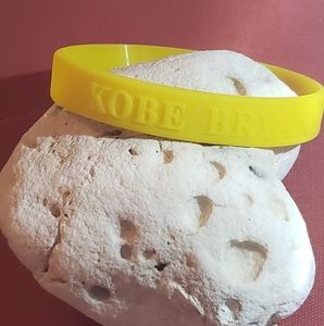 Kobe Bryant yellow silicone Wristband